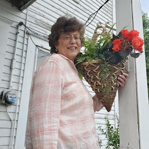 Meet your Posher, Marilyn